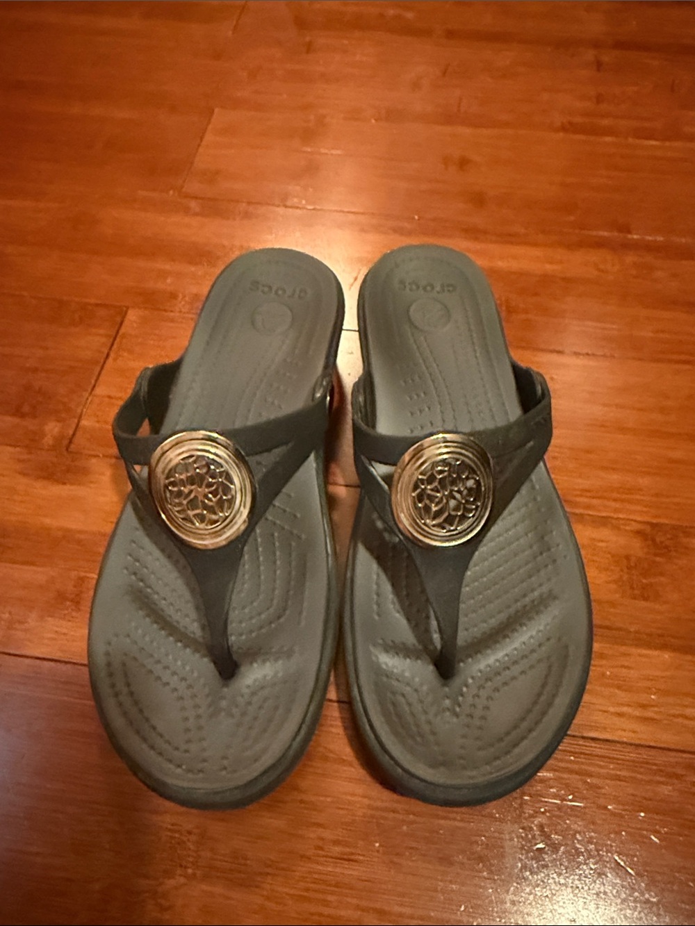 CROCS Women's Charcoal Thong Sandals with Gold Emblem